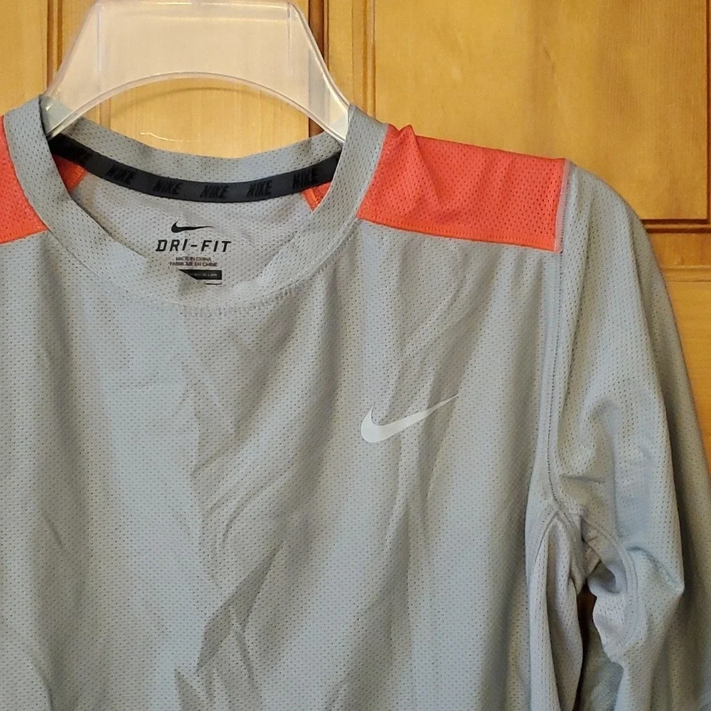 Nike Boys Large Grey and‎ Orange Mesh Performance Long Sleeve Shirt